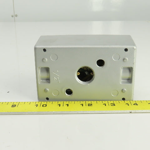 Hubbell Wet Locations When Closed Dual 115V Outlet