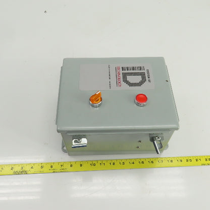 Hoffman A10086CH 10" x 8" x 6" Electrical Enclosure W/Backplate & Switch