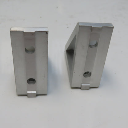 15 Series 4 Hole Keyed Tall Gusseted Inside Corner Bracket Lot of 2