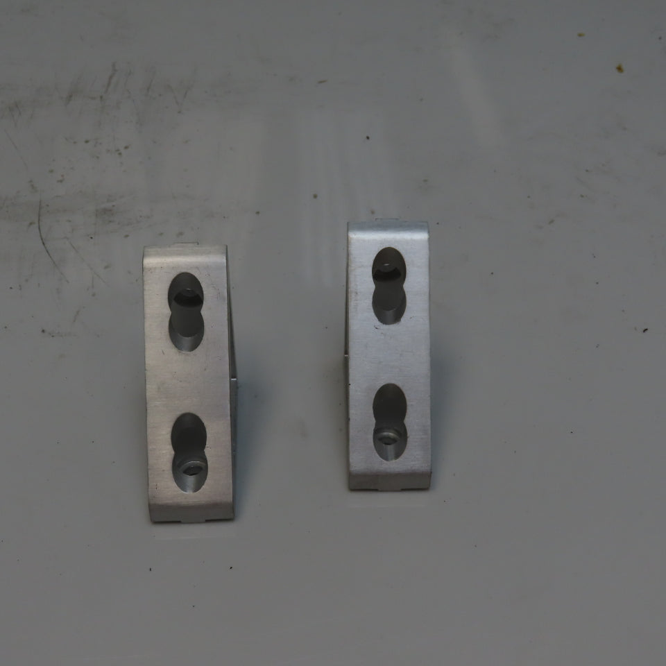 15 Series 4 Hole Keyed Tall Gusseted Inside Corner Bracket Lot of 2