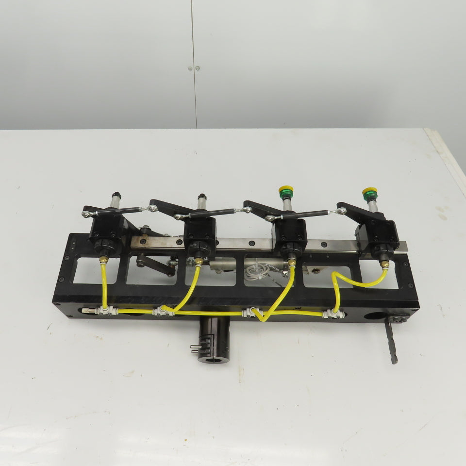Single Section Rotating 4 Station Vacuum Pick And Place Robot Arm Fixture