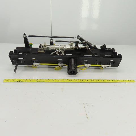 Single Section Rotating 4 Station Vacuum Pick And Place Robot Arm Fixture