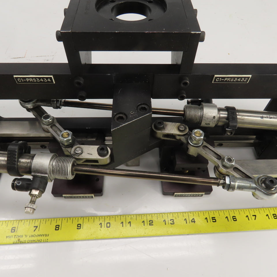 2 Section Rotating 4 Station Pick And Place Robot Arm Fixture