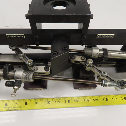 2 Section Rotating 4 Station Pick And Place Robot Arm Fixture