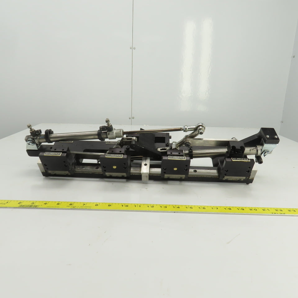 2 Section Rotating 4 Station Pick And Place Robot Arm Fixture