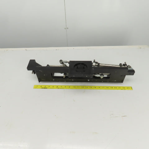 2 Section Rotating 4 Station Pick And Place Robot Arm Fixture