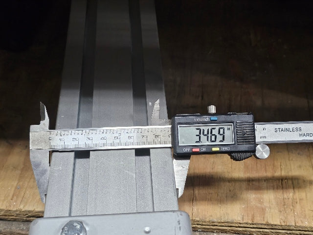 32-1/4" Tall Extruded Aluminum Stand Fixture