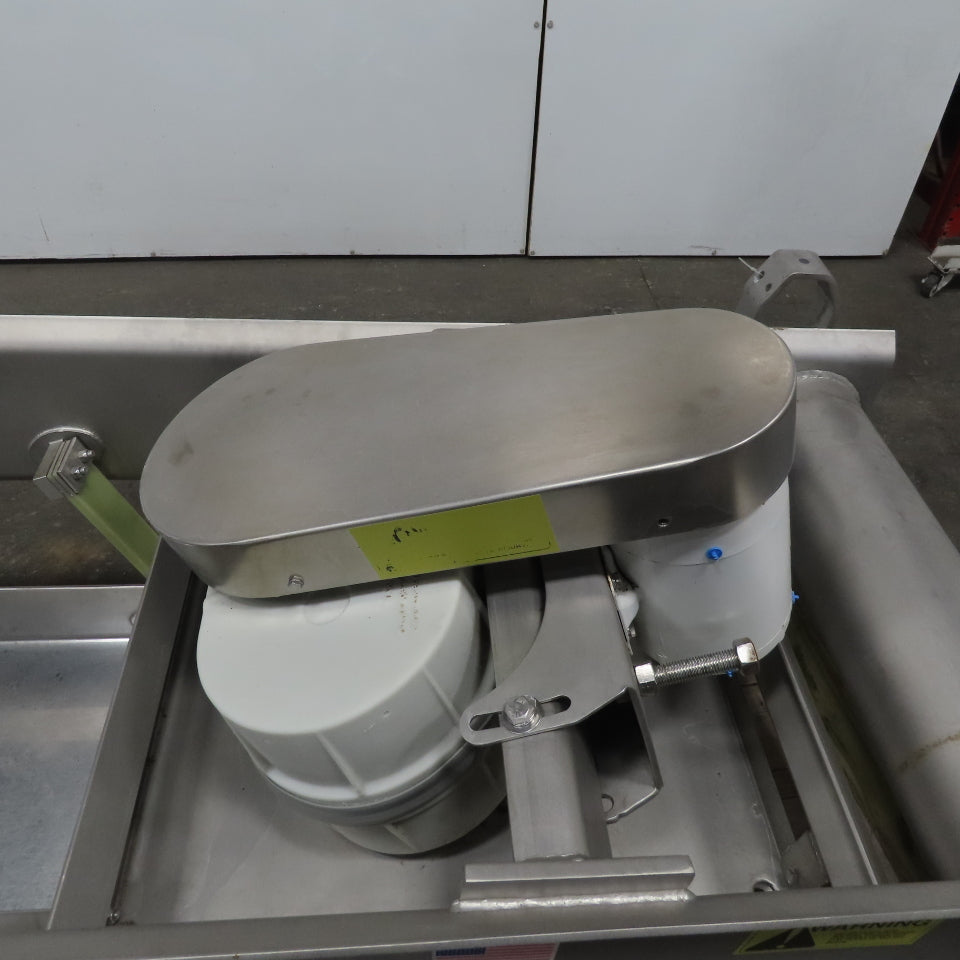 Hanging Stainless Steel Pan 60"x17-1/2" Vibratory Shaker Washdown Conveyor
