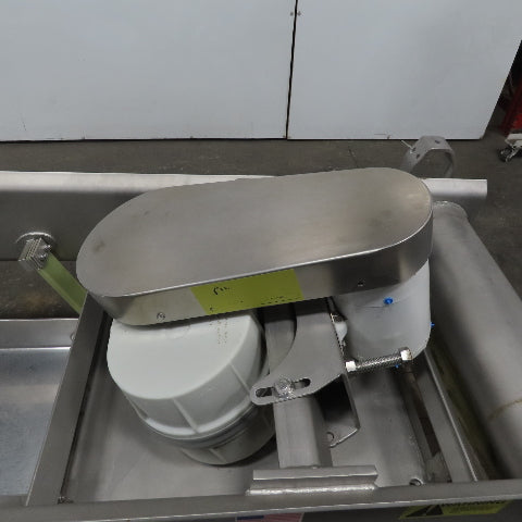 Hanging Stainless Steel Pan 60"x17-1/2" Vibratory Shaker Washdown Conveyor