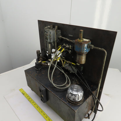 UVA 10 MD 1100S CNC Grinding Cell 3.5 Gallon Hydraulic Oil Distributor