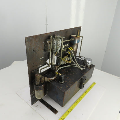 UVA 10 MD 1100S CNC Grinding Cell 3.5 Gallon Hydraulic Oil Distributor