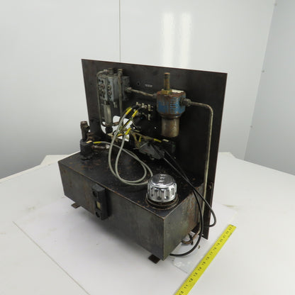UVA 10 MD 1100S CNC Grinding Cell 3.5 Gallon Hydraulic Oil Distributor
