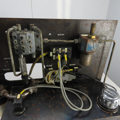 UVA 10 MD 1100S CNC Grinding Cell 3.5 Gallon Hydraulic Oil Distributor