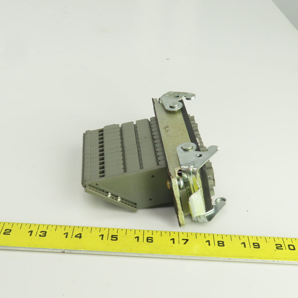 Wieland 70.100.2453.3 24 Pin Hole Female  Adapter 380V 16A