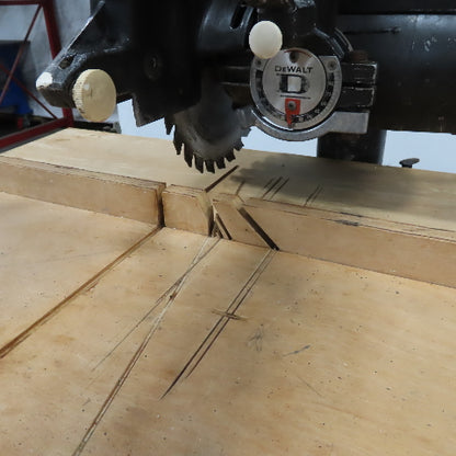 DeWalt Black & Decker T1531 12" Radial Arm Saw Bevel Cut 110/220V 1Ph 3450RPM