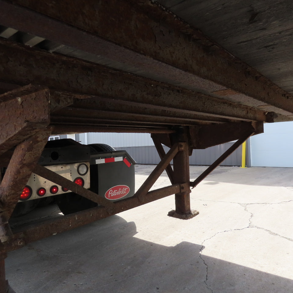 Wabash 1998 53' Tandem Axle Semi Trailer Van Storage 101"Wx110" Tall Needs Door
