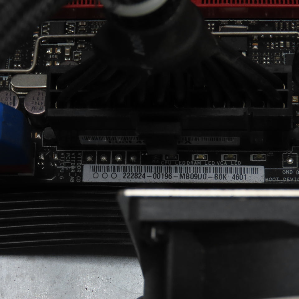 Republic Of Gamers 222824-00196-MB09U0 Rampage IV Gene CPU Tower Missing Parts