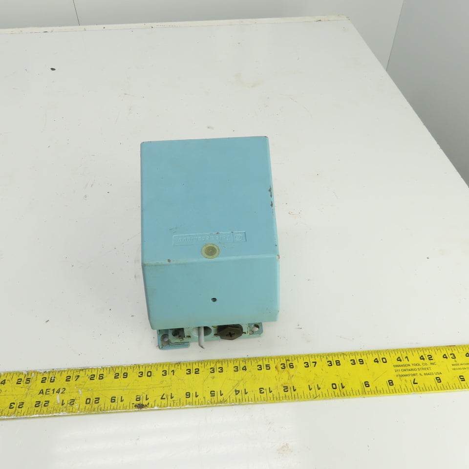 Telemecanique XPE-M Foot Switch W/Guard 240V 3A