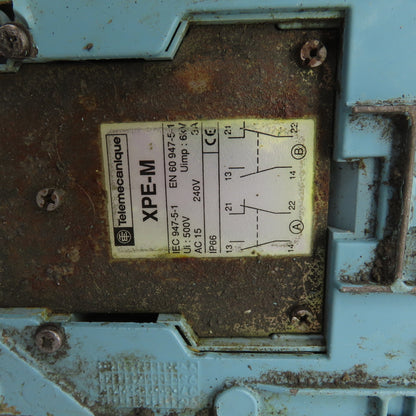 Telemecanique XPE-M Foot Switch W/Guard 240V 3A