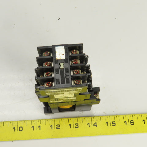 Mitsubishi SRD-K4 Magnetic Contactor 110-220V W/SRD-K8/UA-AX4 Auxiliary Contact