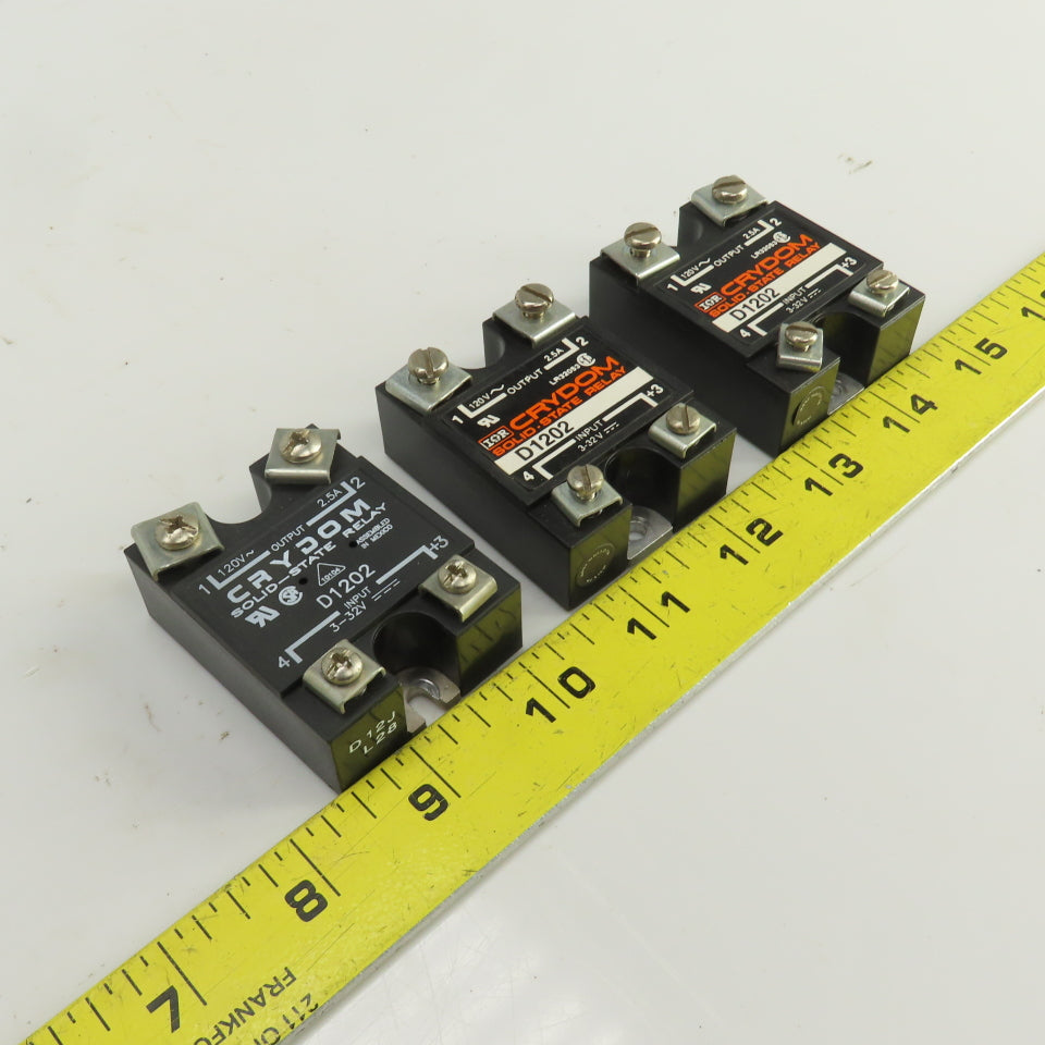 Crydom D1202 Solid State Relay Output 120VAC 2.5A Input 3-32VDC Lot Of 3