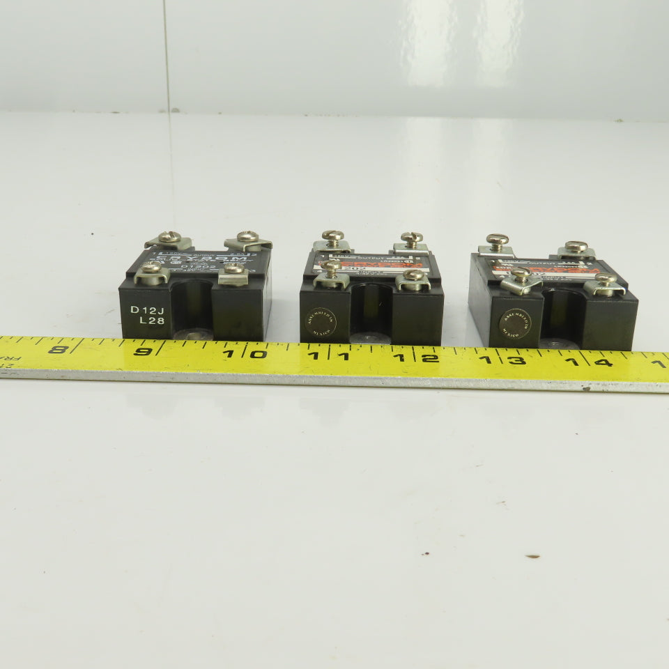 Crydom D1202 Solid State Relay Output 120VAC 2.5A Input 3-32VDC Lot Of 3