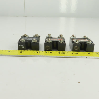 Crydom D1202 Solid State Relay Output 120VAC 2.5A Input 3-32VDC Lot Of 3
