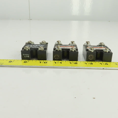 Crydom D1202 Solid State Relay Output 120VAC 2.5A Input 3-32VDC Lot Of 3