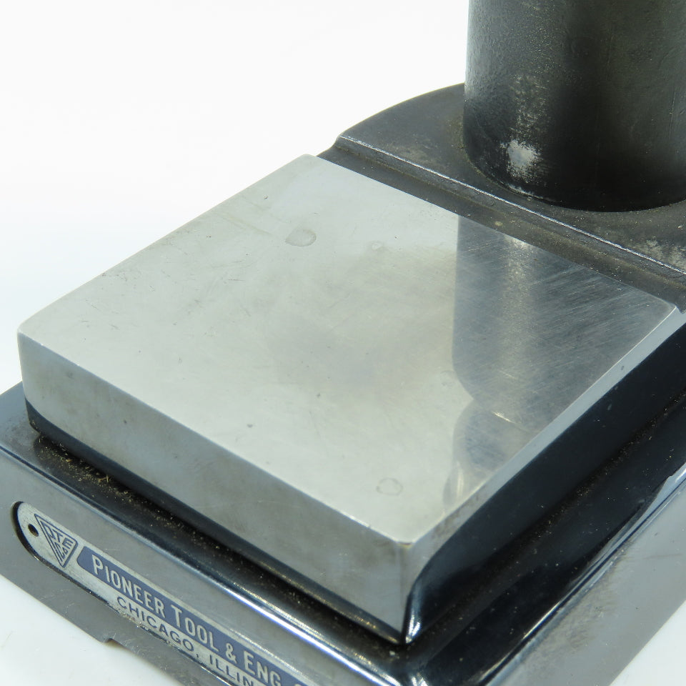 Pioneer Tool & Engineering Co Vintage Die and Gage Jack