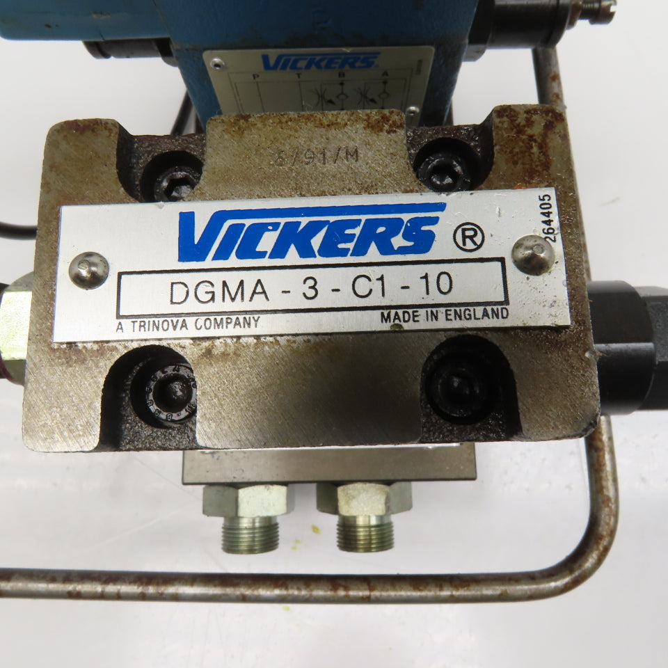 Vickers DG4V-3S0AMUB560 Single Solenoid Hydraulic Valve Check Regulator 120V