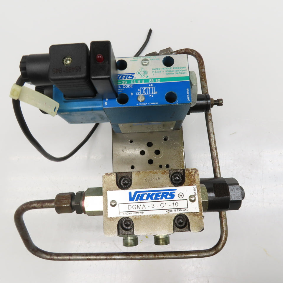 Vickers DG4V-3S0AMUB560 Single Solenoid Hydraulic Valve Check Regulator 120V