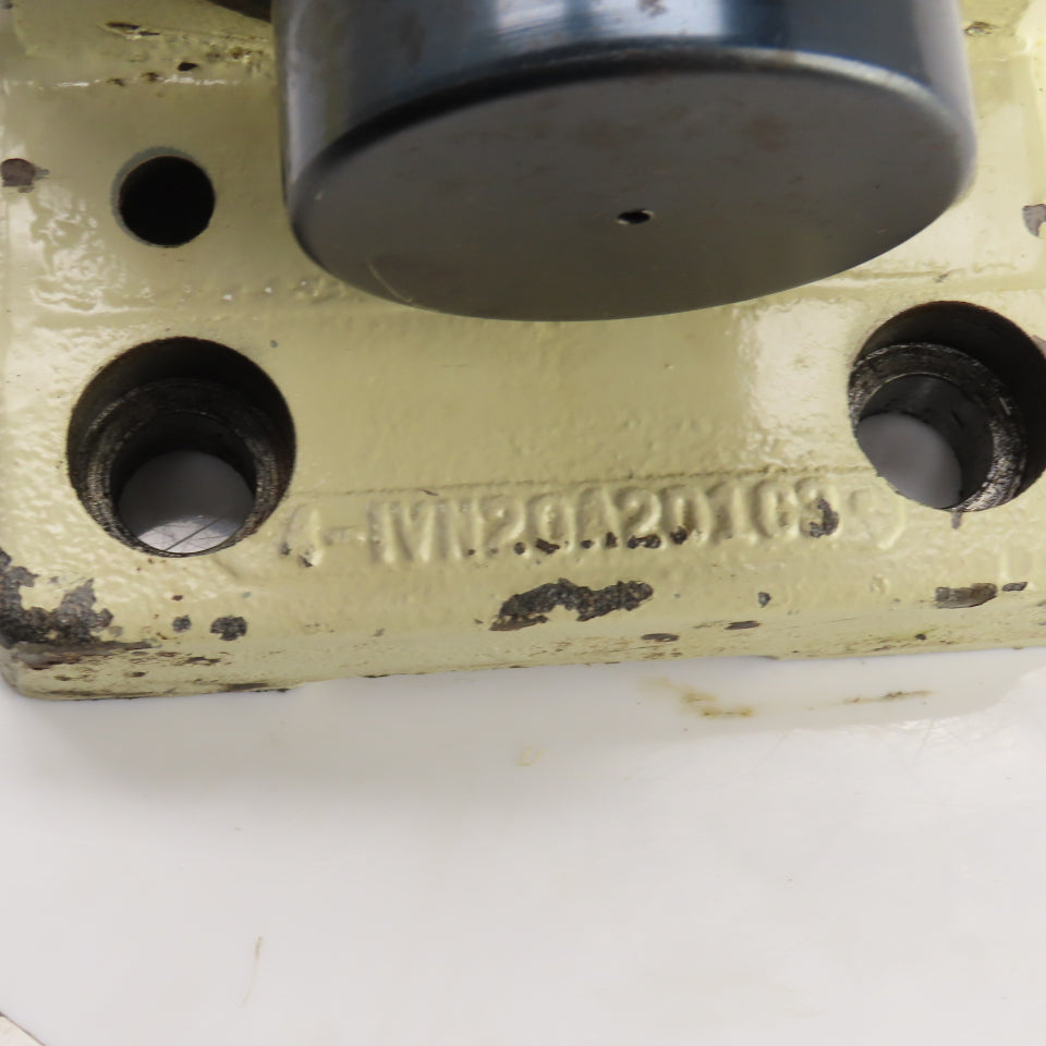 Leblond Makino FNC106 Z-Axis Spindle Ball Screw & Nut Assy. 22" Travel W/Mount