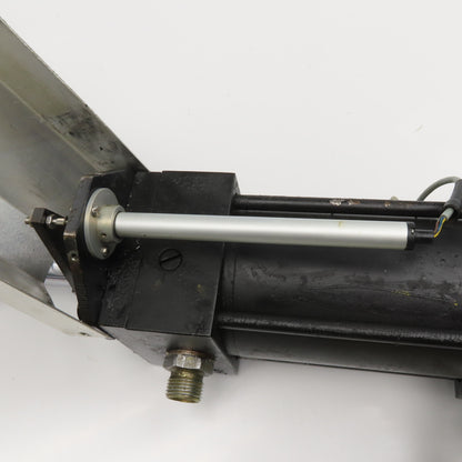 Parker CH3LR13MC 3-1/4" Bore 4" Stroke Double Acting Hydraulic Cylinder