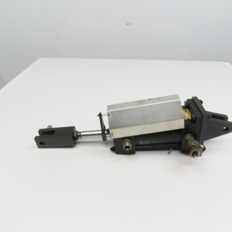 Parker CH3LR13MC 3-1/4" Bore 4" Stroke Double Acting Hydraulic Cylinder
