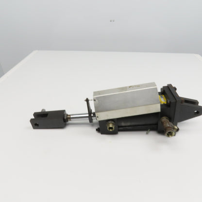 Parker CH3LR13MC 3-1/4" Bore 4" Stroke Double Acting Hydraulic Cylinder