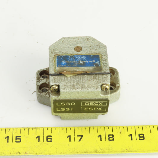 Yamatake Honeywell Limit Switch 0.1A-125VAC 0.1A 30VDC