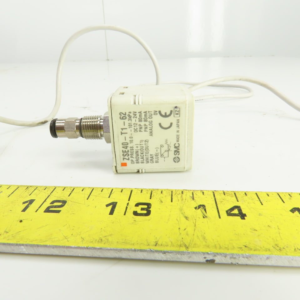 SMC ZSE40-T1-62 High Precision Vacuum Switch 10.0-101.3kPA 12-24VDC Lot Of 2