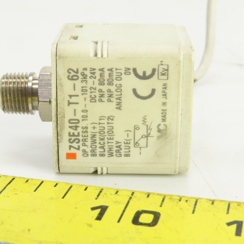 SMC ZSE40-T1-62 High Precision Vacuum Switch 10.0-101.3kPA 12-24VDC Lot Of 2