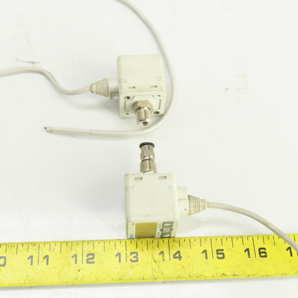 SMC ZSE40-T1-62 High Precision Vacuum Switch 10.0-101.3kPA 12-24VDC Lot Of 2