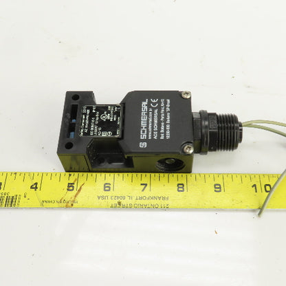 Schmersal AZ-16-02ZVRK-M20 Safety Switch W/Key 500V