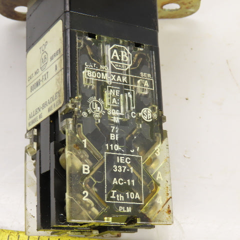 Allen Bradley 800MR-FXT Ser A 300VAC Push Button E-Stop Switch Push Pull