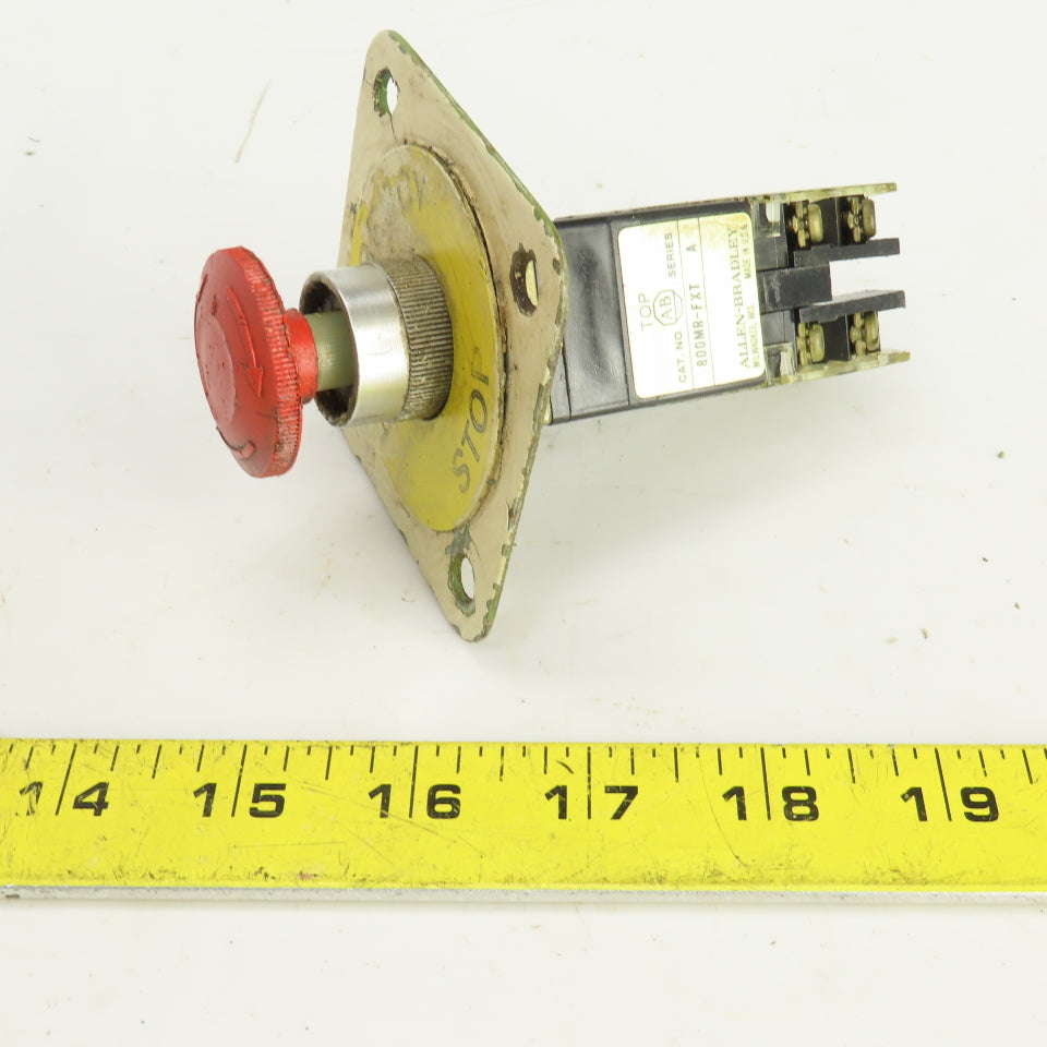 Allen Bradley 800MR-FXT Ser A 300VAC Push Button E-Stop Switch Push Pull