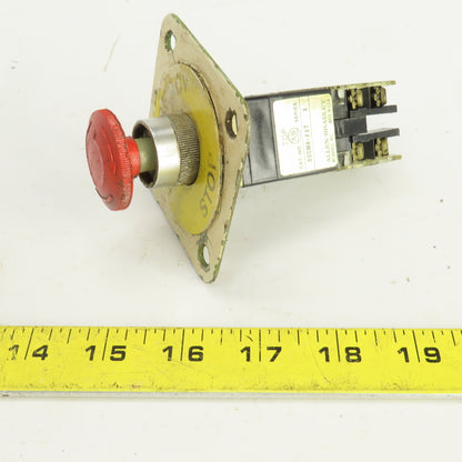 Allen Bradley 800MR-FXT Ser A 300VAC Push Button E-Stop Switch Push Pull