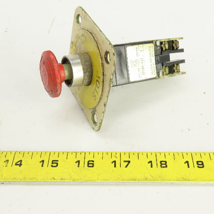 Allen Bradley 800MR-FXT Ser A 300VAC Push Button E-Stop Switch Push Pull