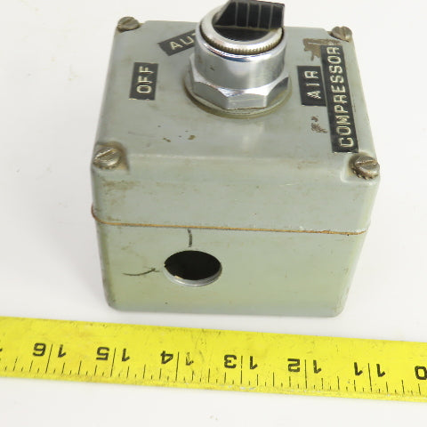 Square D KY-1 Class 9001 Control Station 120-600V 2 Position Selector Switch