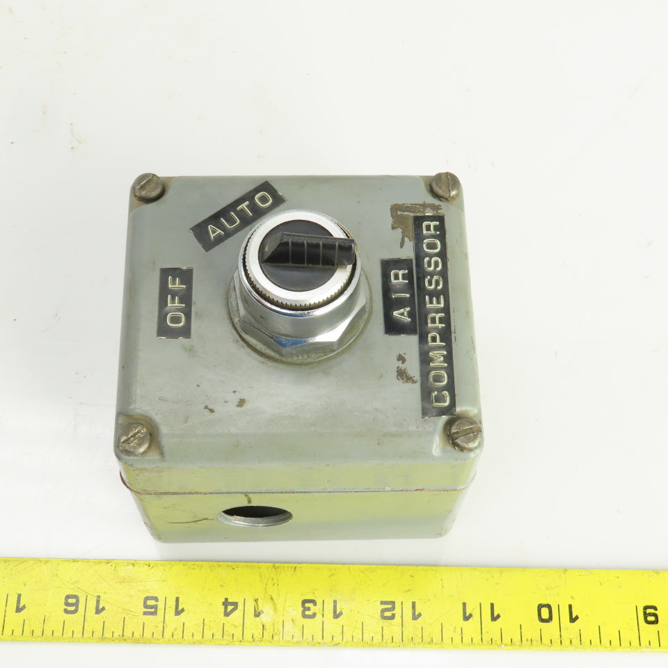 Square D KY-1 Class 9001 Control Station 120-600V 2 Position Selector Switch