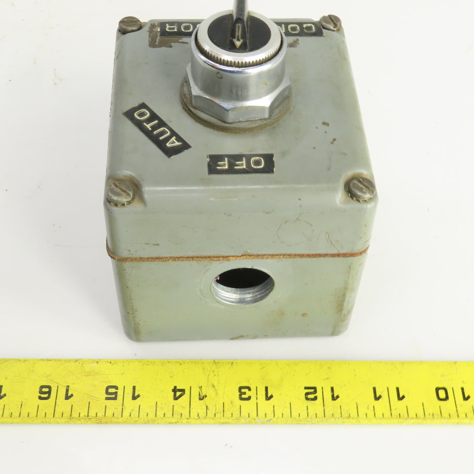 Square D KY-1 Class 9001 Control Station 120-600V 2 Position Selector Switch