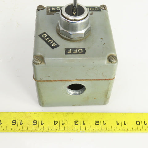 Square D KY-1 Class 9001 Control Station 120-600V 2 Position Selector Switch