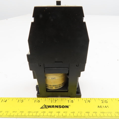 Siemens 3TF4122-0B Contactor Relay 600V 18A 2NO/2NC 10Hp MAX 24VDC Coil