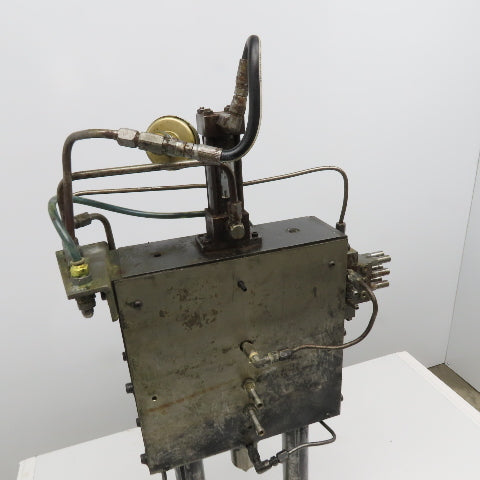 Hydraulic Twin Post Clamping Fixture 2-1/2" Stroke 6" Between Post